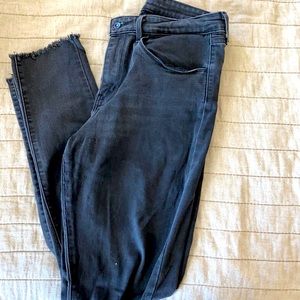Women’s Levi jeans